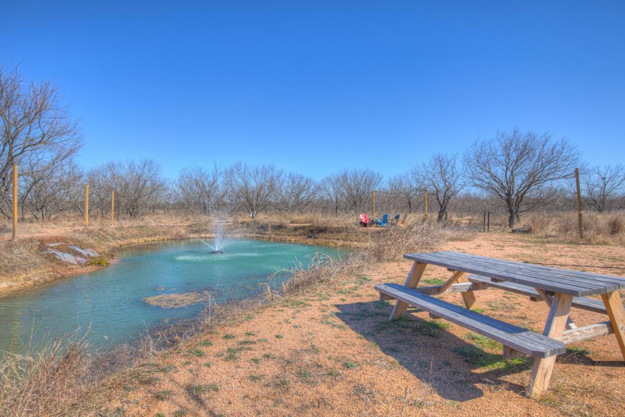 Vaughan W/Hot Tub And Grill Fredericksburg Exterior photo